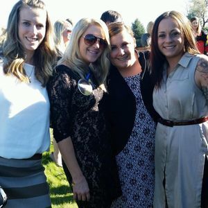 Meet your Posher, Whitney